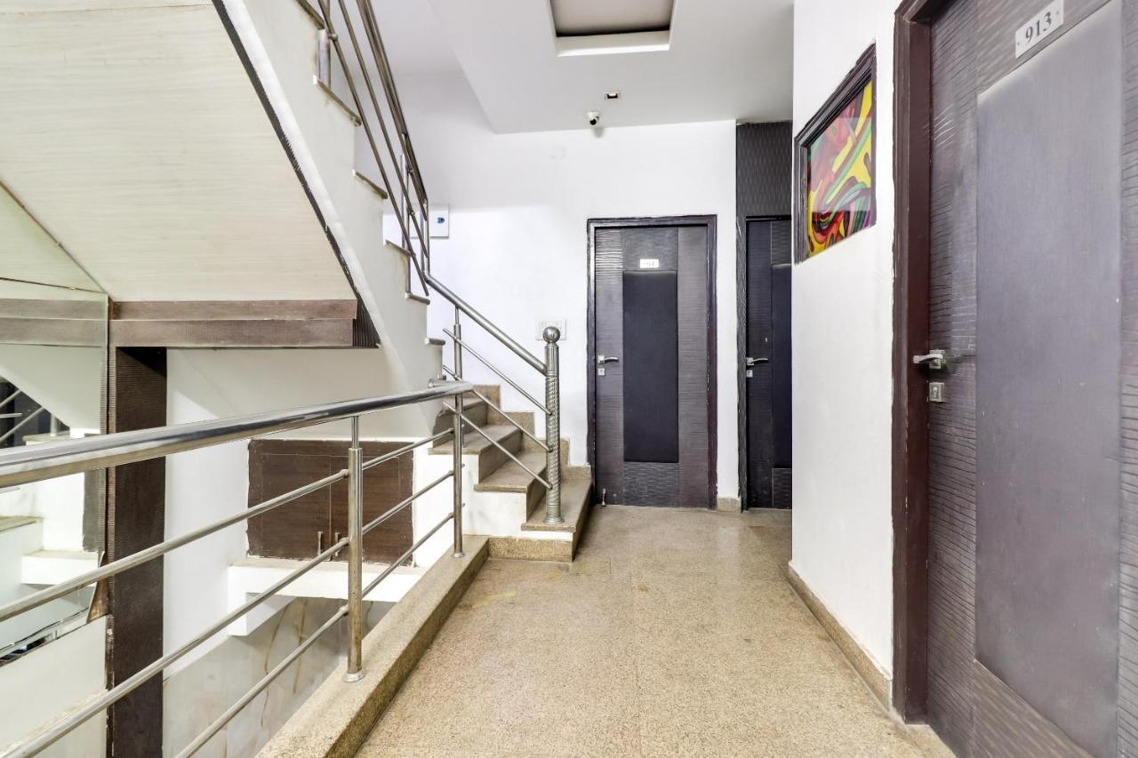 Oyo Flagship Just-9 Inn Near Sahara Ganj Mall Лакнау Екстериор снимка