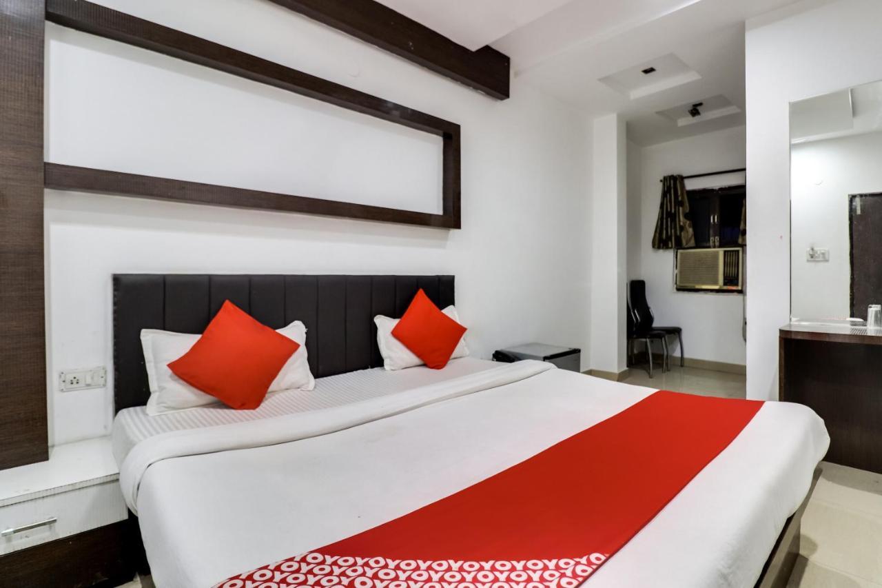 Oyo Flagship Just-9 Inn Near Sahara Ganj Mall Лакнау Екстериор снимка
